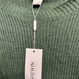 Shewin Green Knit Sweater - New